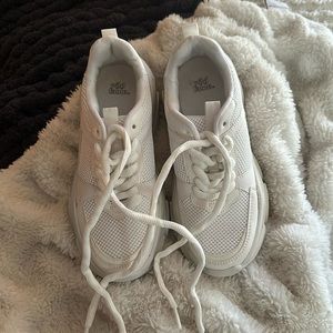 💖Wild Fable // platform Dino stompers in white